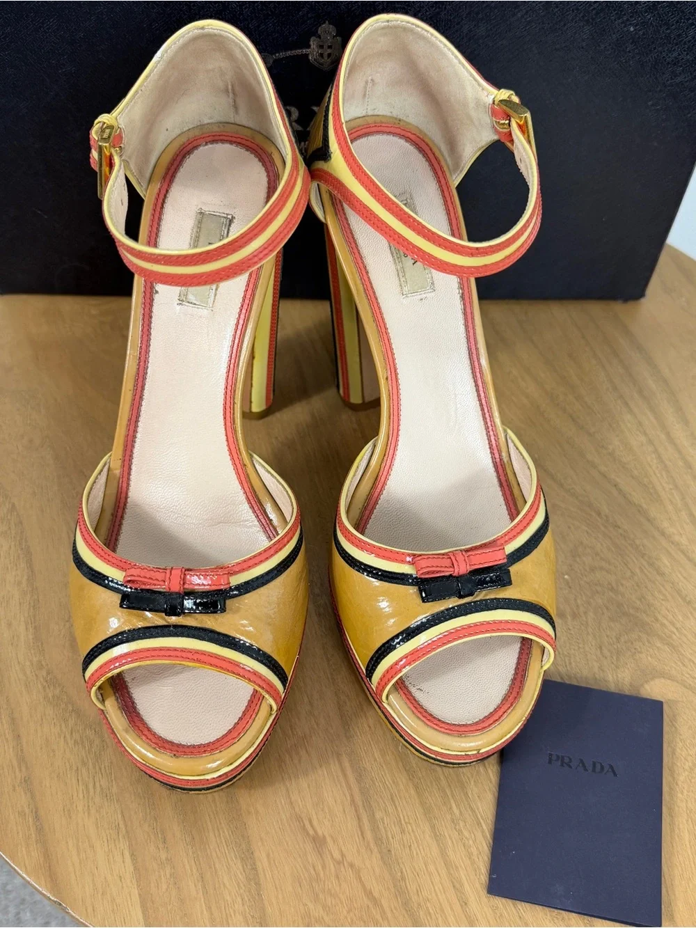 Prada Milano Patent Leather Tan Orange Black Bow Platform Heeled Sandals 39.5